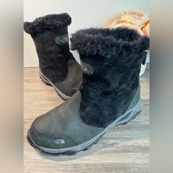 The North Face Shoes - The North Face Primaloft Bella Alta Black Ankle Boots with Fur Trim